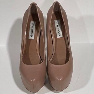 Steve Madden pink-ish nude pumps